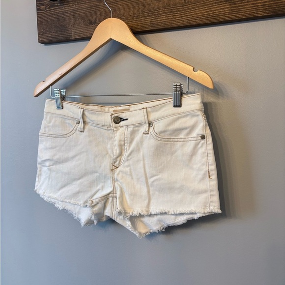 Roxy Low Rise Frayed Hem White Jean Shorts size 27 - Picture 2 of 12